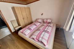 5637bfbb-08cb-4337-bb88-5c83cffe7206